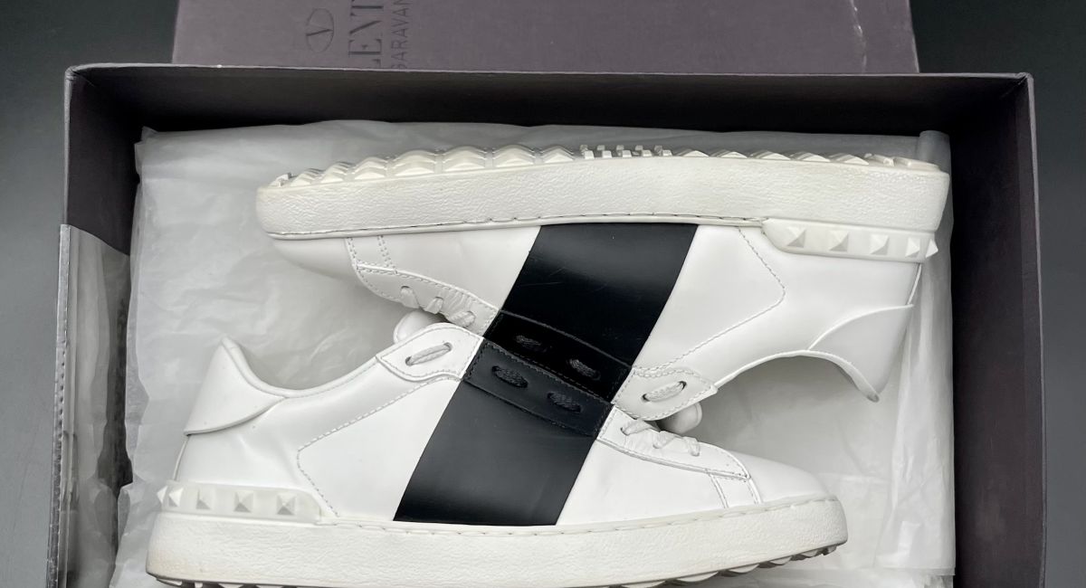 3158 Valentino 39