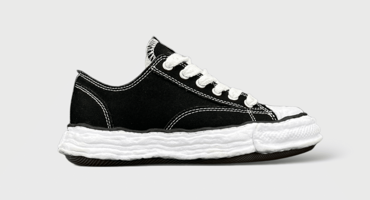 8384 Maison Mihara Yasuhiro Peterson 23 Noir/Blanc 40