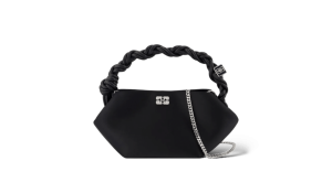 Copie de CANVA CHAUSSURES 2 14ad20d1