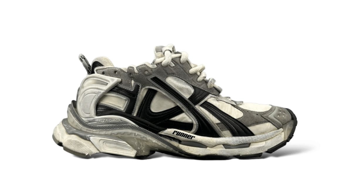0000001704 Balenciaga Runner grise 44