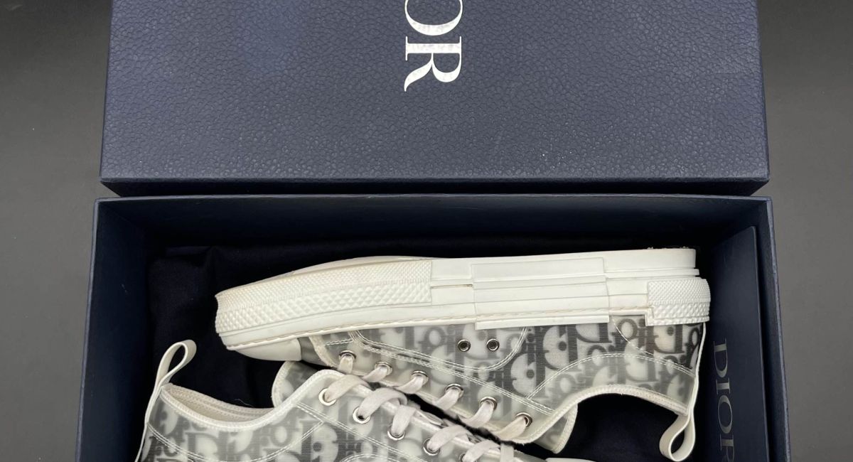 Dior B23 blanche/noire 40