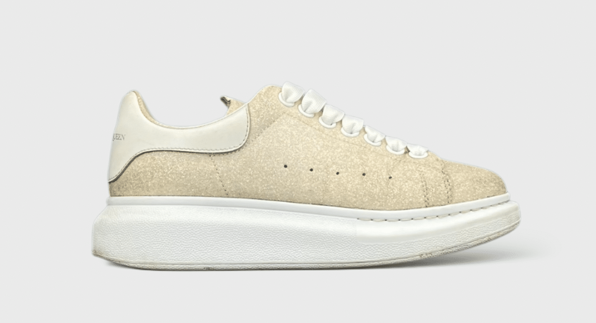 0000000386 Alexander Mcqueen Oversize blanc/or 37,5