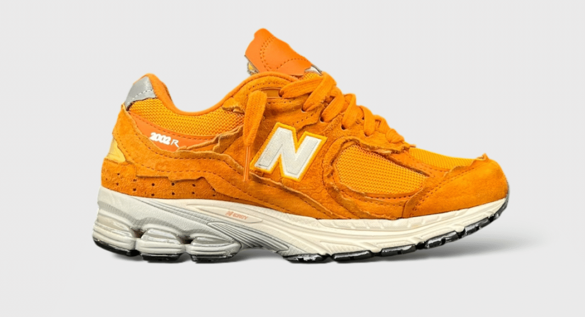 8570 New Balance 2002R Orange/Blanc 37