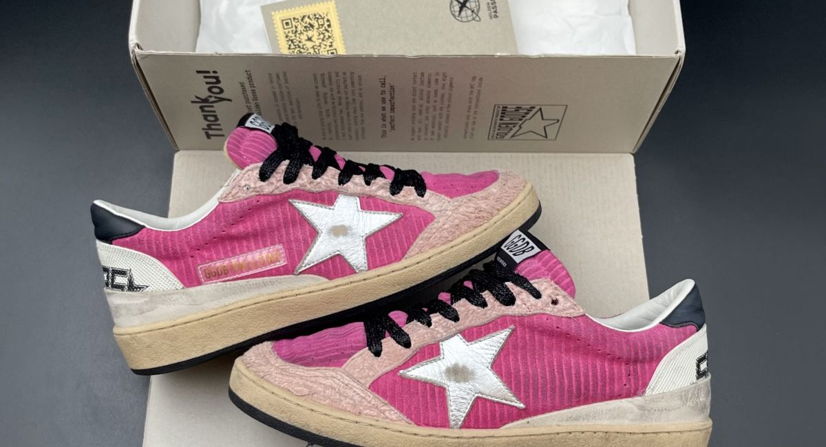 3194 Golden Goose 37