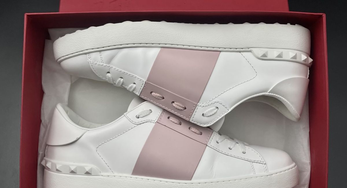 3176 Valentino 40