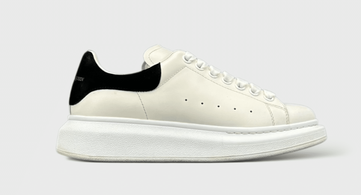 10073 Alexander Mcqueen Oversize Blanc/Noir 39,5