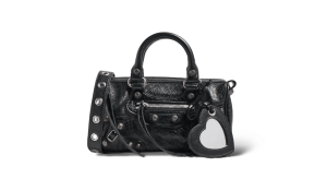 dezsq scaled 9718b0ef