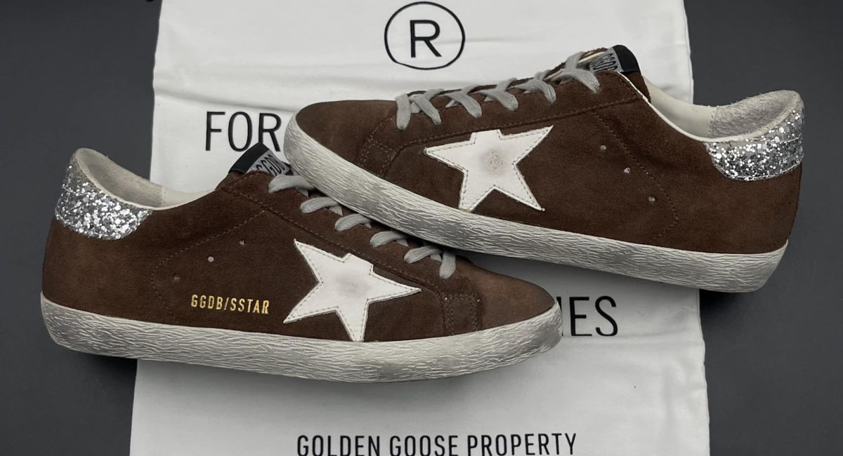 4354 Golden Goose 37
