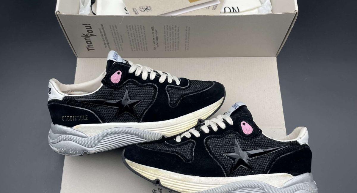 4367 Golden Goose 37