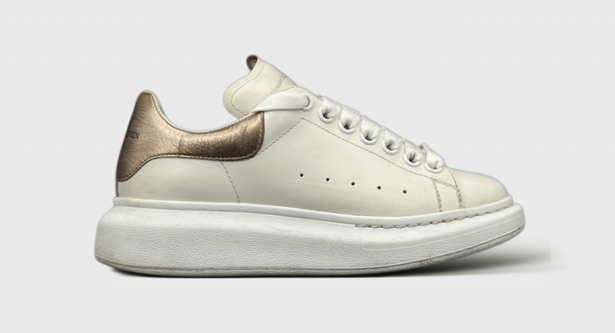 0000001184 Alexander Mcqueen Oversize doré 36