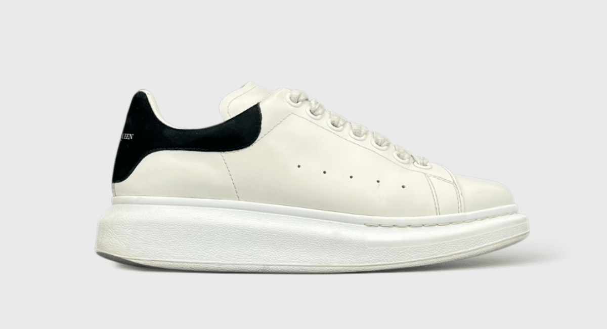 9315 Alexander Mcqueen Oversize Blanc/Noir 38
