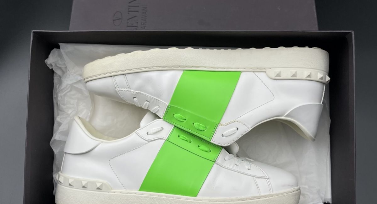 3008 Valentino 43