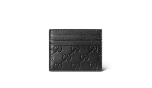 Copie de CANVA CHAUSSURES 8 d3dab2cf