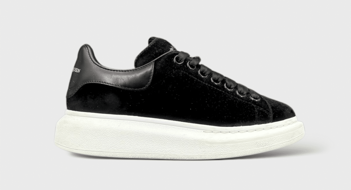 9270 Alexander Mcqueen Oversize Noir/Velours 35