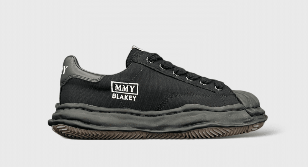 0000000149 Maison Mihara Yasuhiro Blakey Noir 42