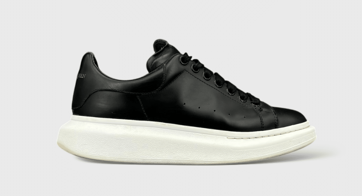 8343 Alexander Mcqueen Oversize Noir/blanc 41,5