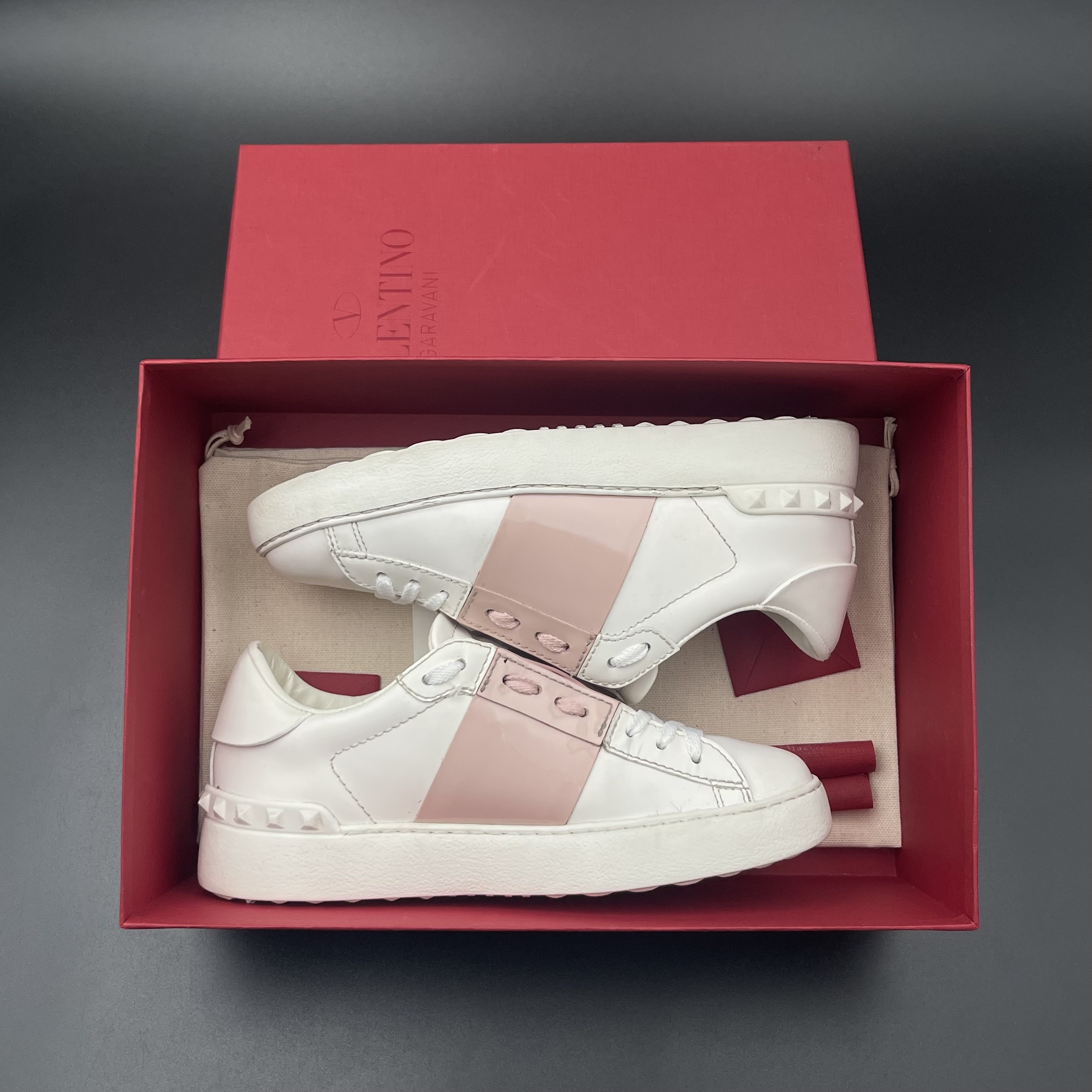 2868 Valentino 35,5