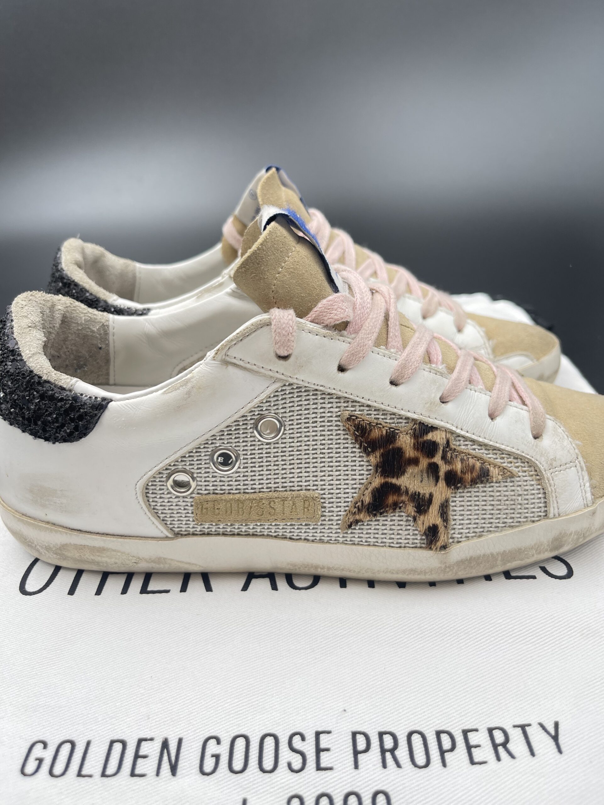 2990 Golden Goose 36 – 15