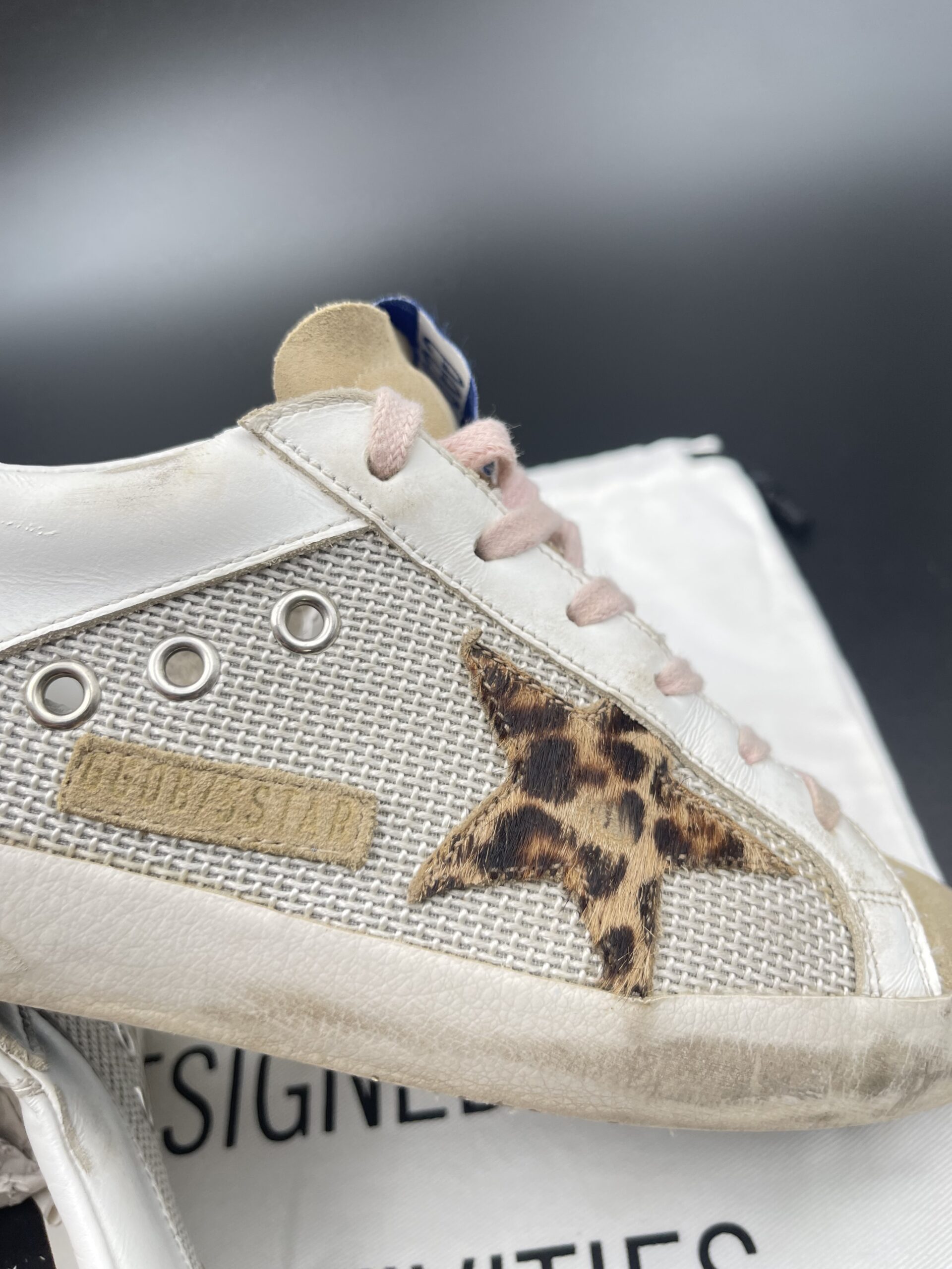 2990 Golden Goose 36 – 9