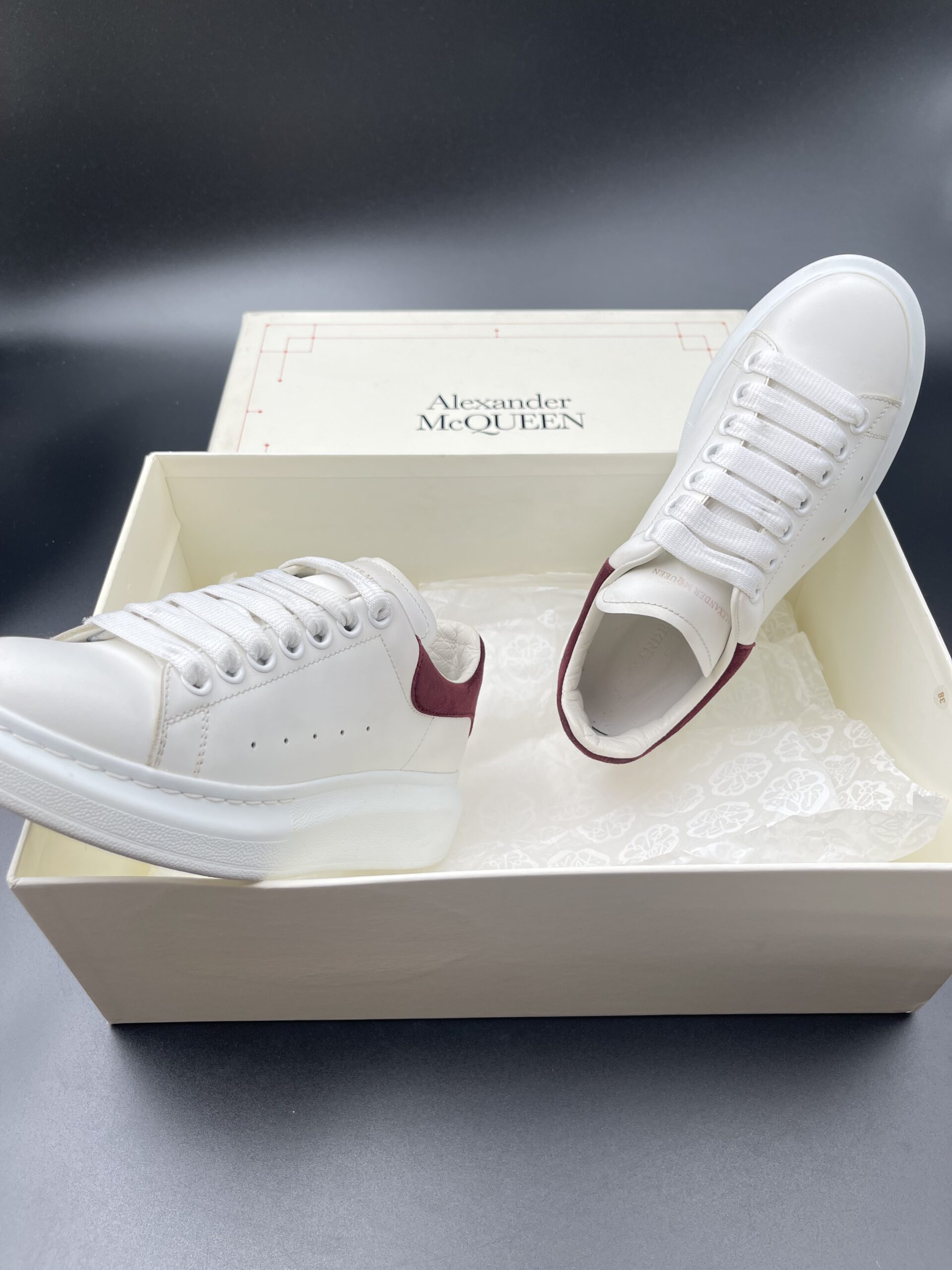 3061 Alexander Mcqueen 36 – 8
