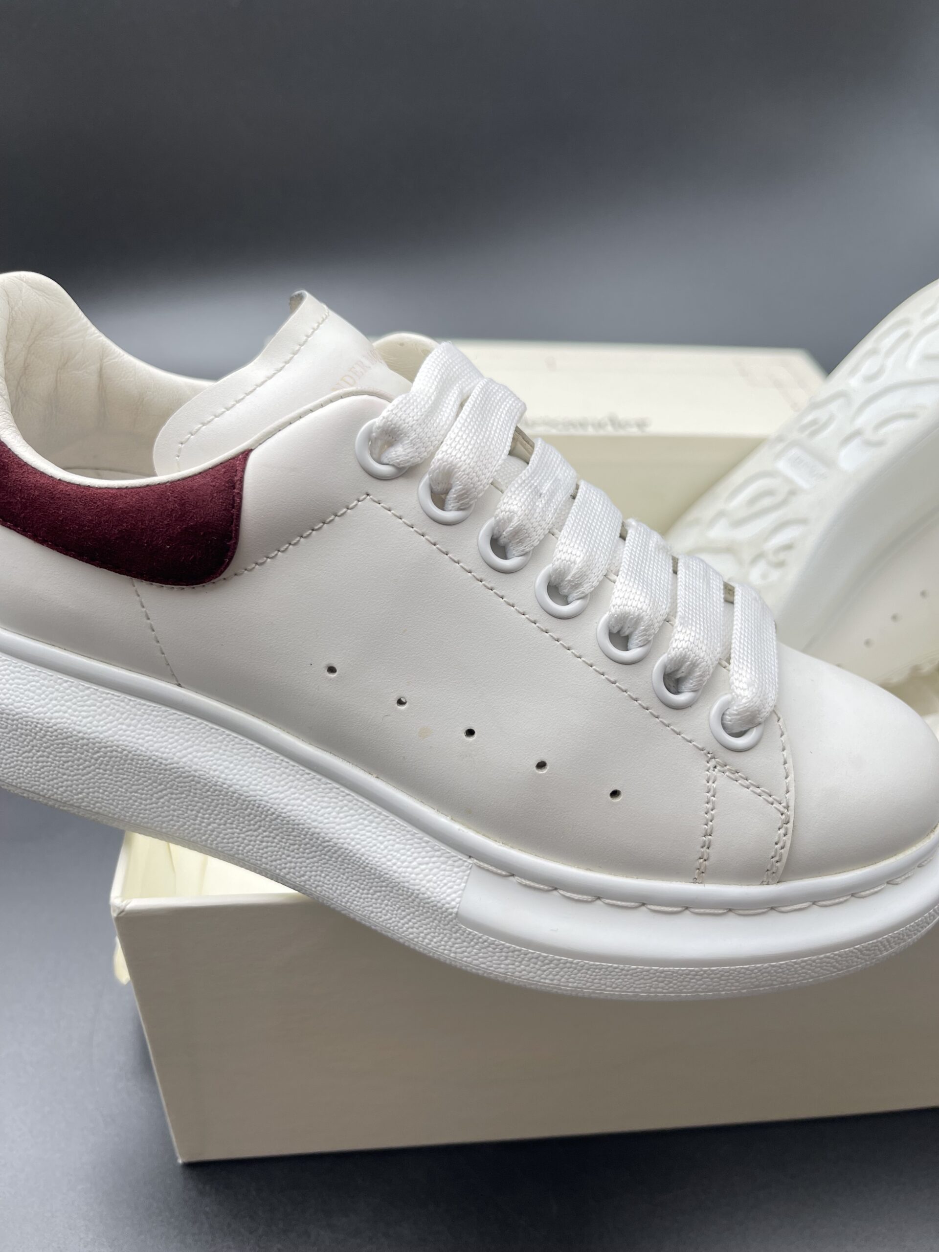 3061 Alexander Mcqueen 36 – 6