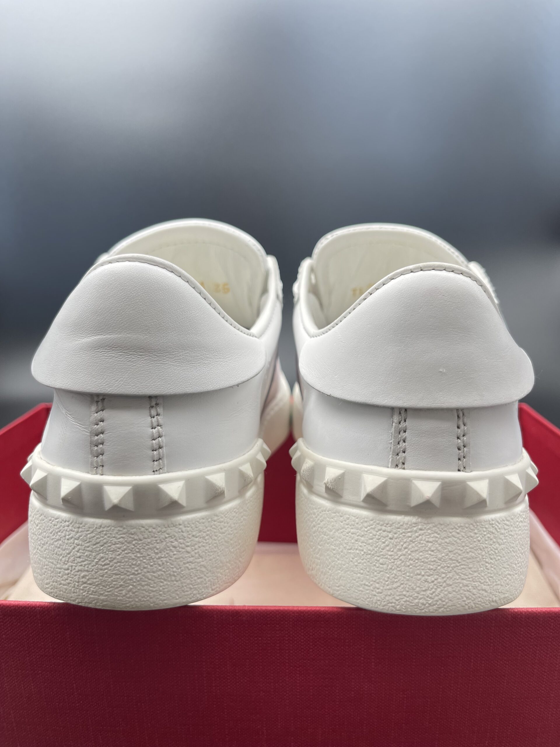 2921 Valentino 35 – 11