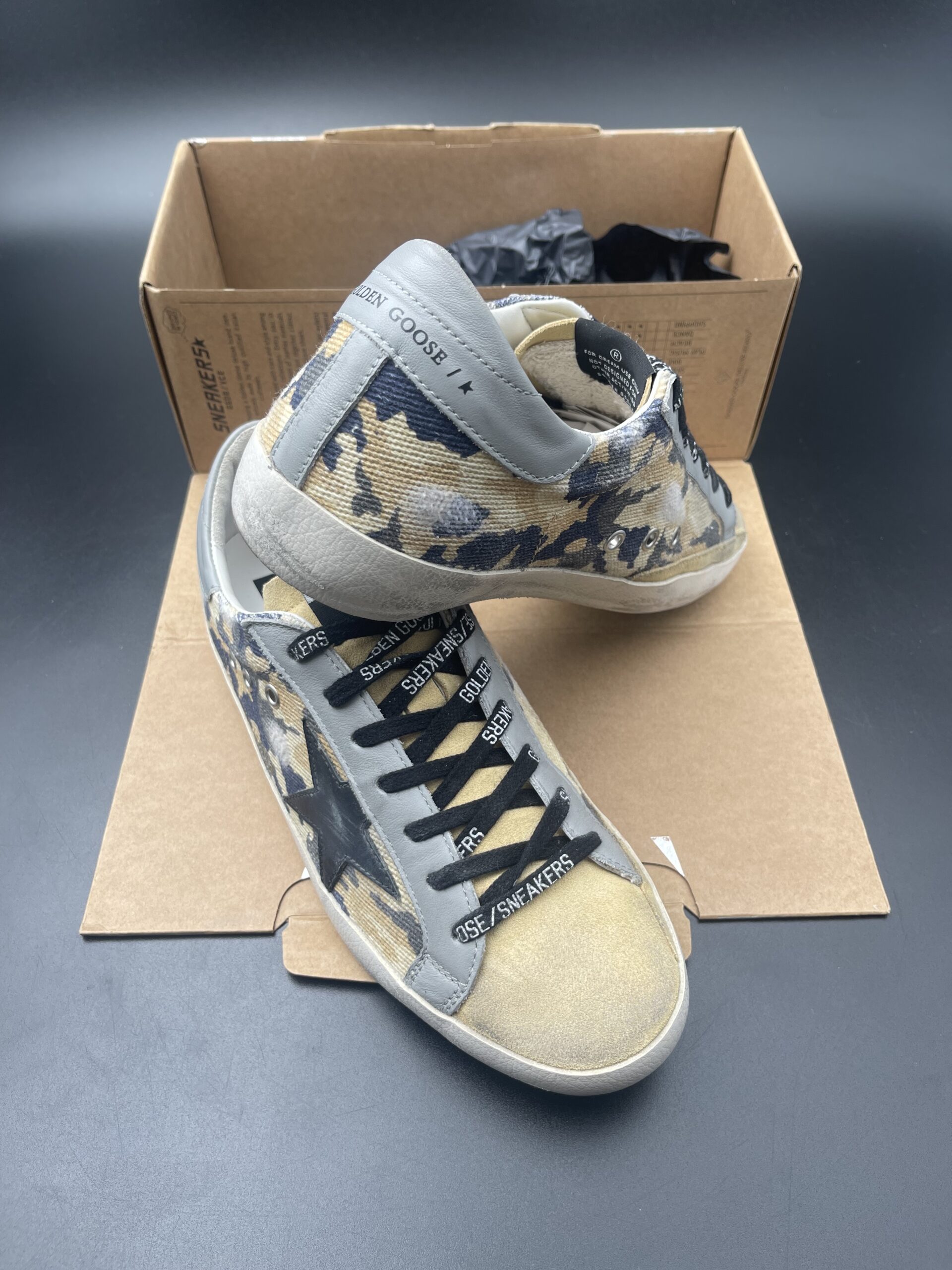 3197 Golden Goose 42 – 7