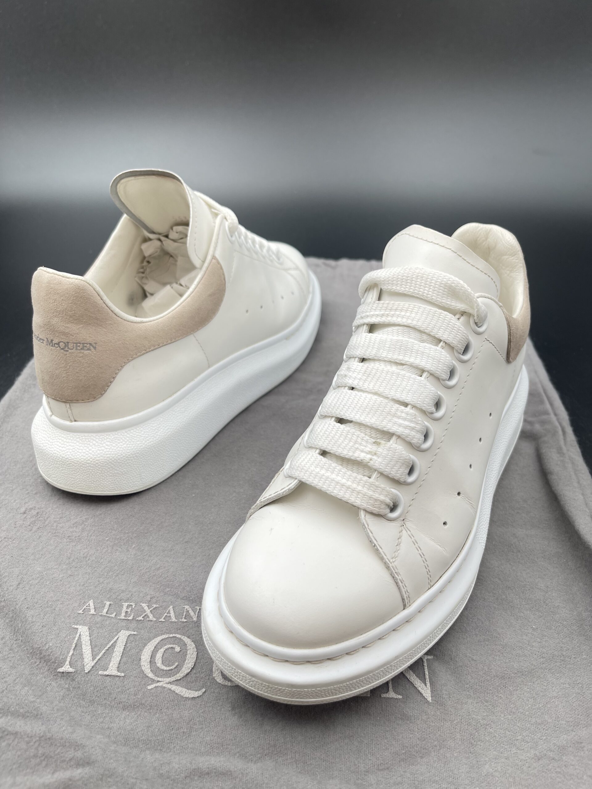 3388 Alexander Mcqueen 36 – 11