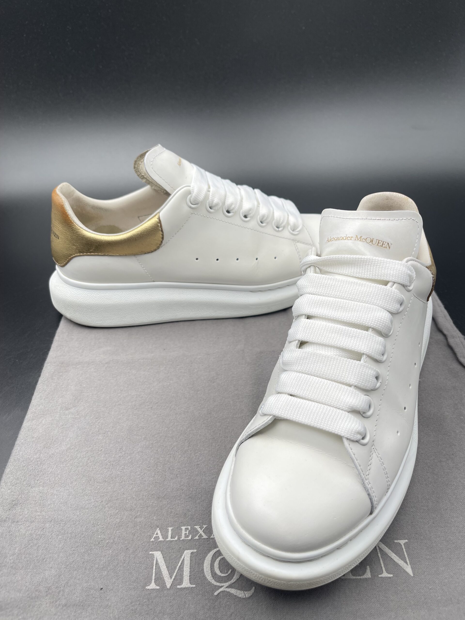3390 Alexander Mcqueen 41 – 10