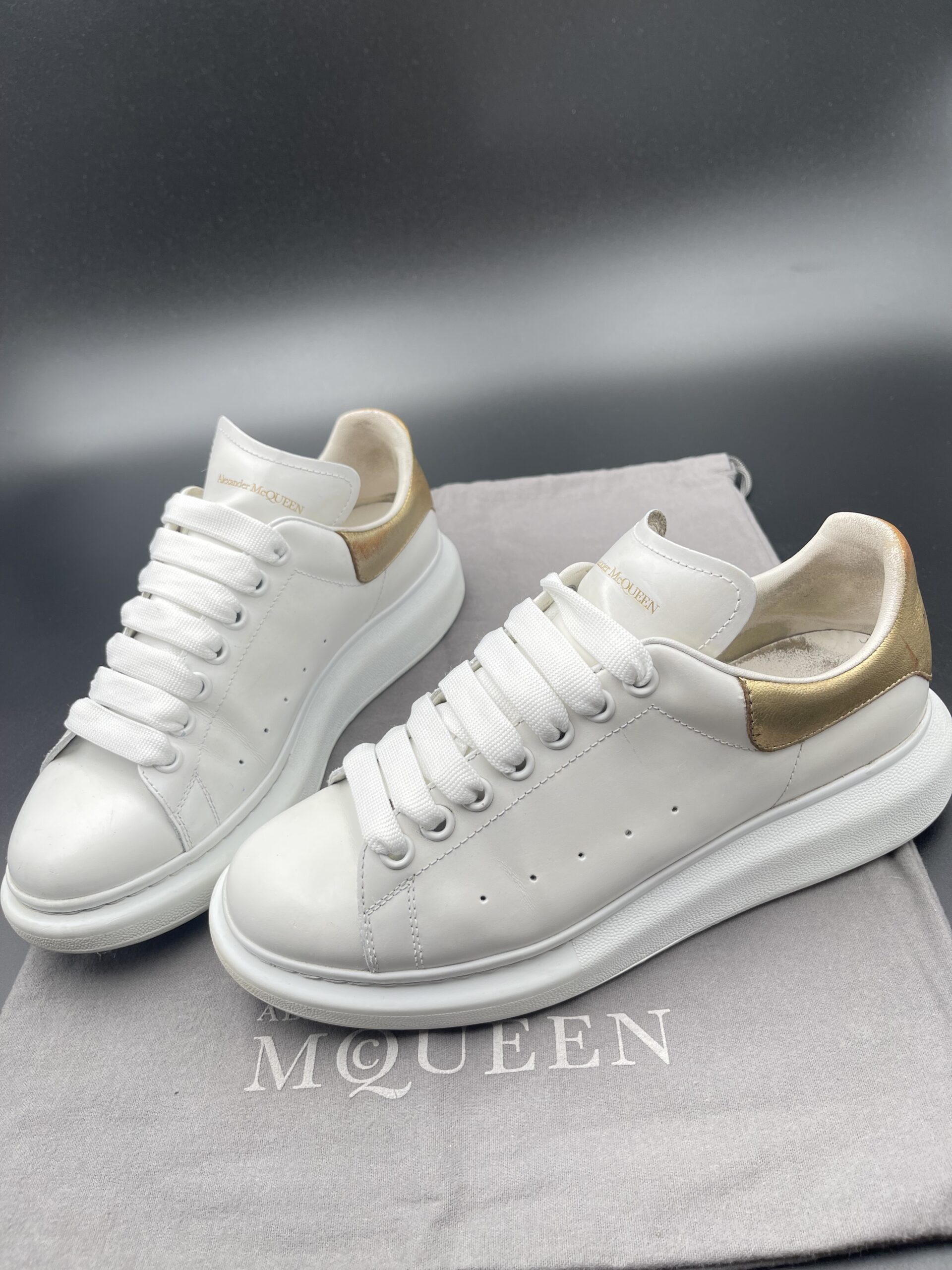 3390 Alexander Mcqueen 41 – 2