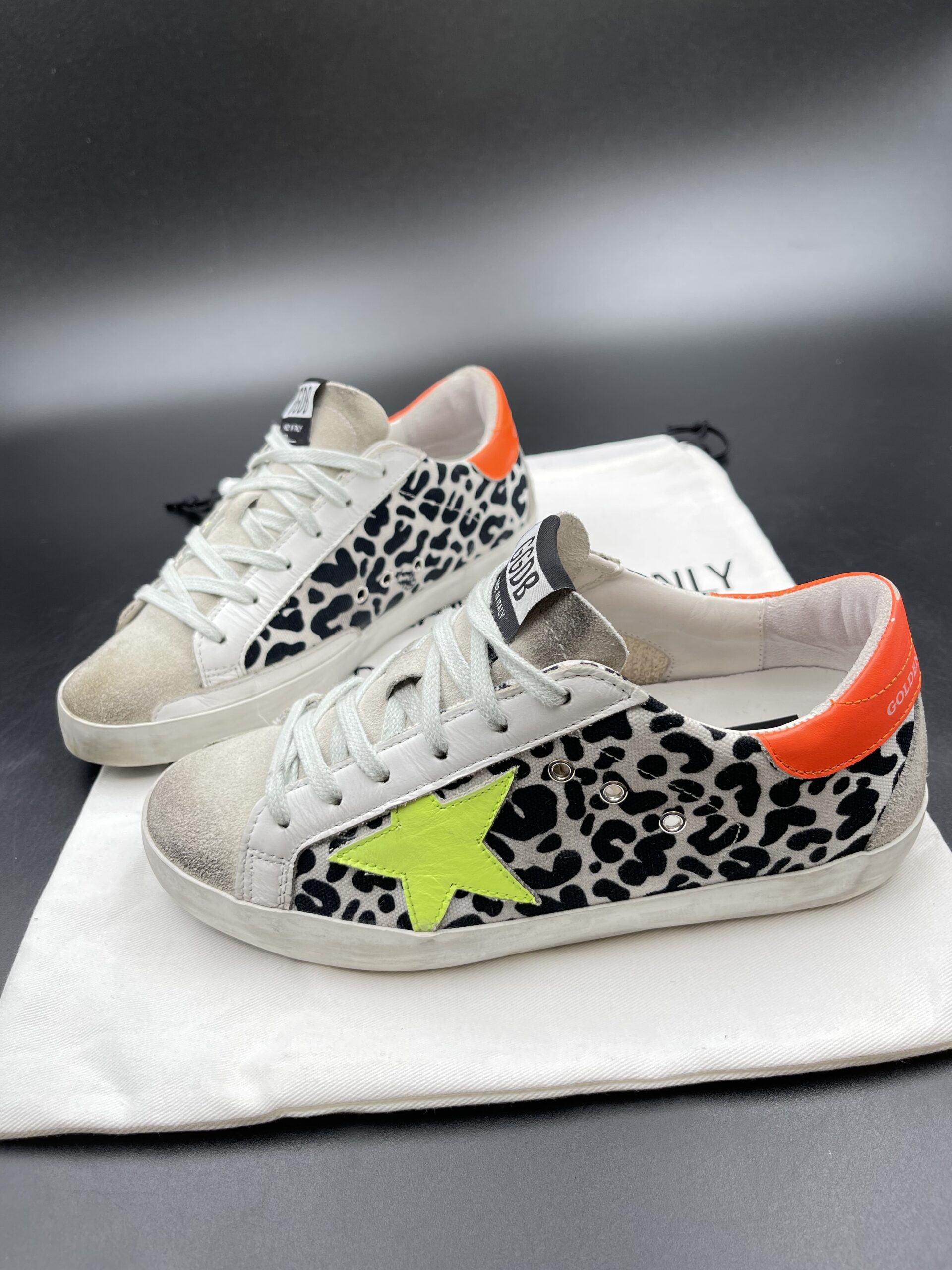 3584 Golden Goose 36 – 7