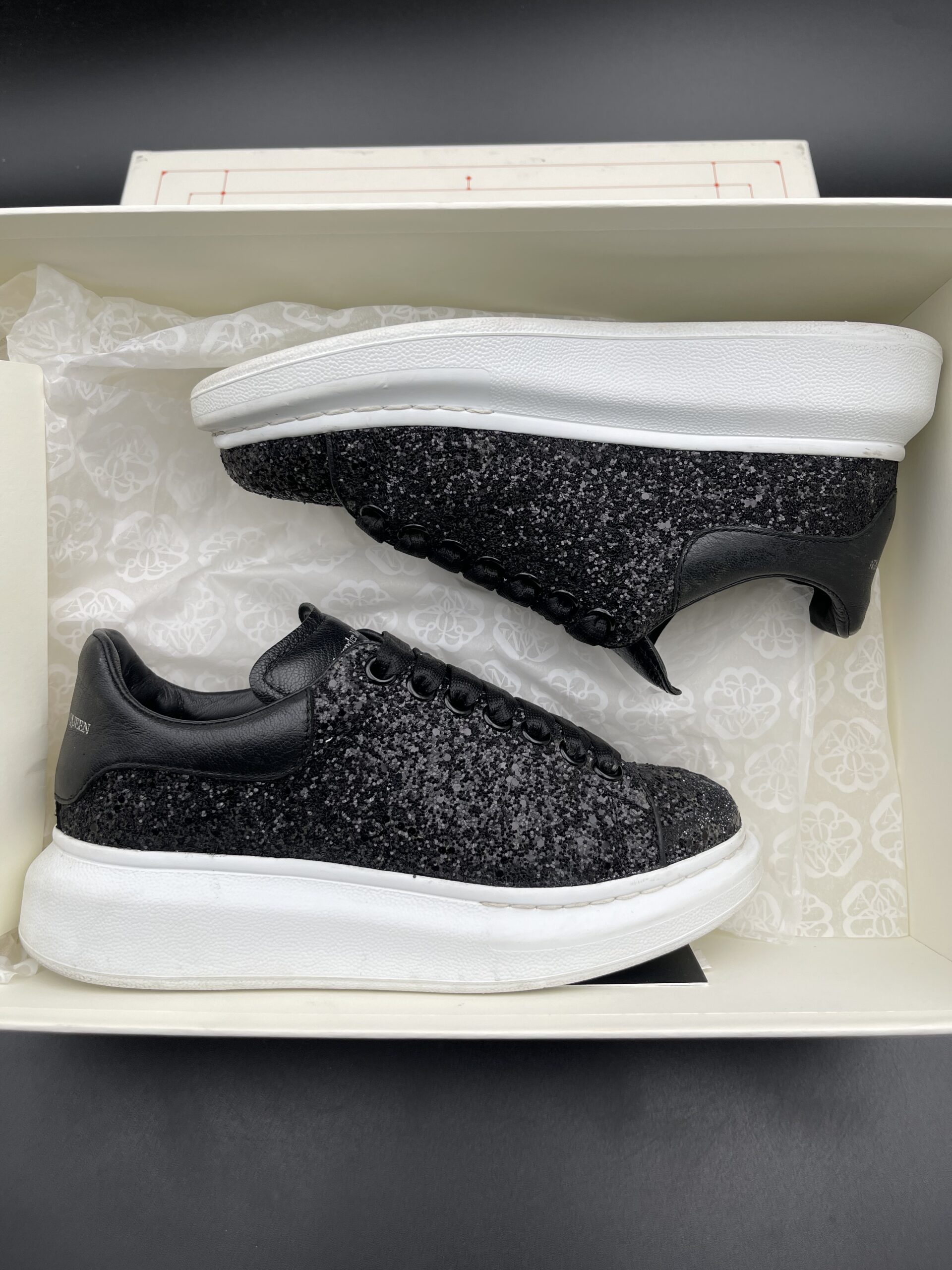 3674 Alexander Mcqueen 36 – 10
