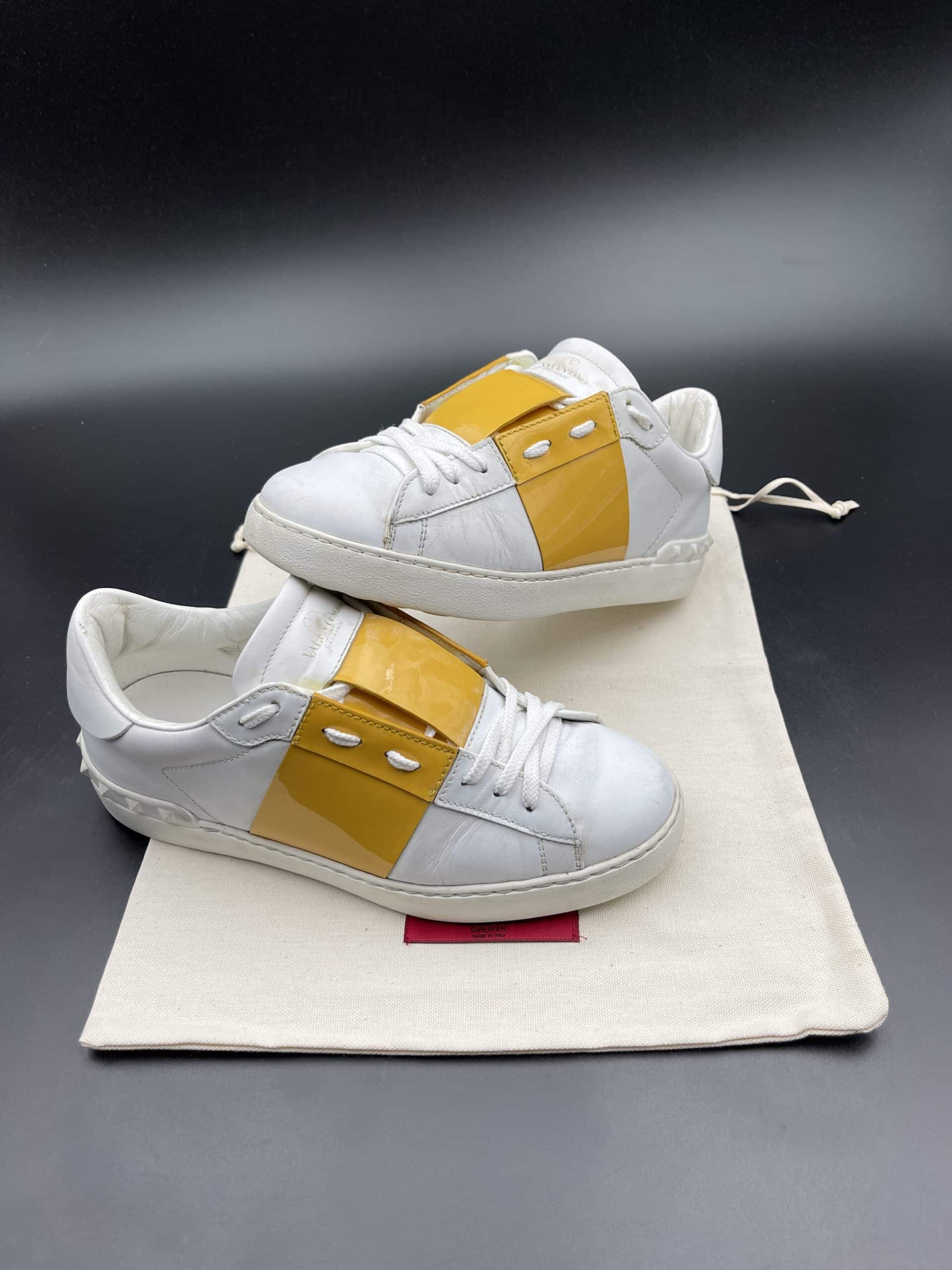 3677 Valentino 38 – 7