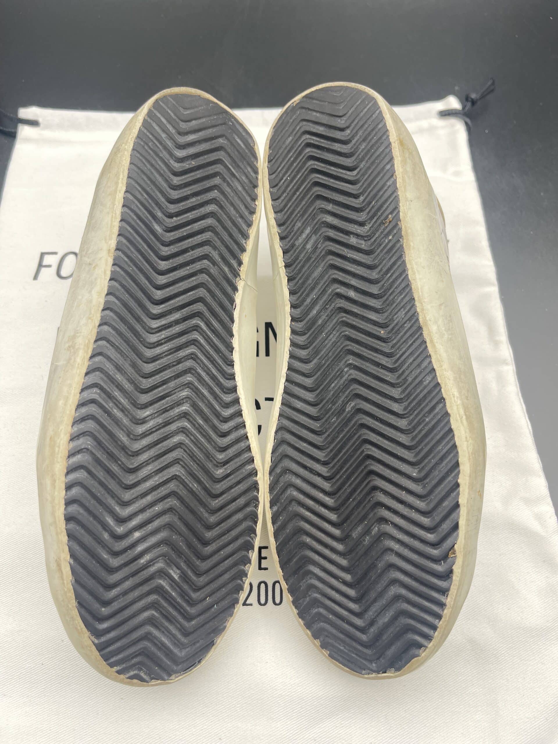 3964 Golden Goose 36 – 10