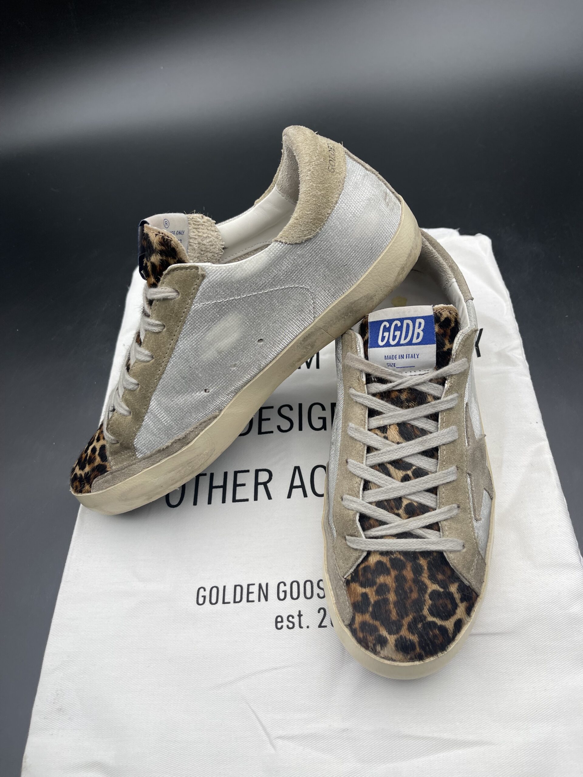 4184 Golden Goose 38 – 7
