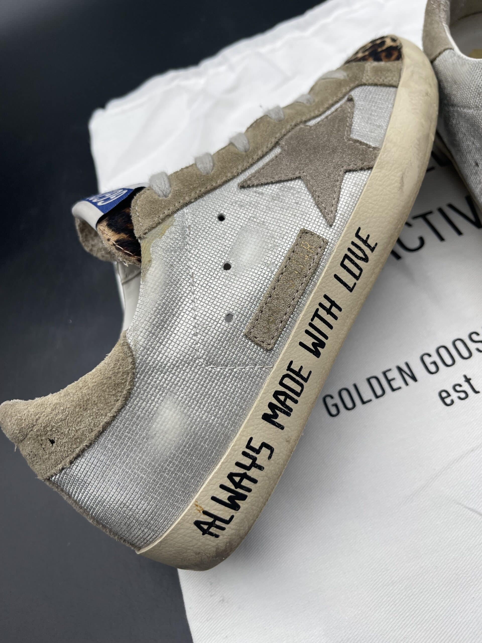 4184 Golden Goose 38 – 10