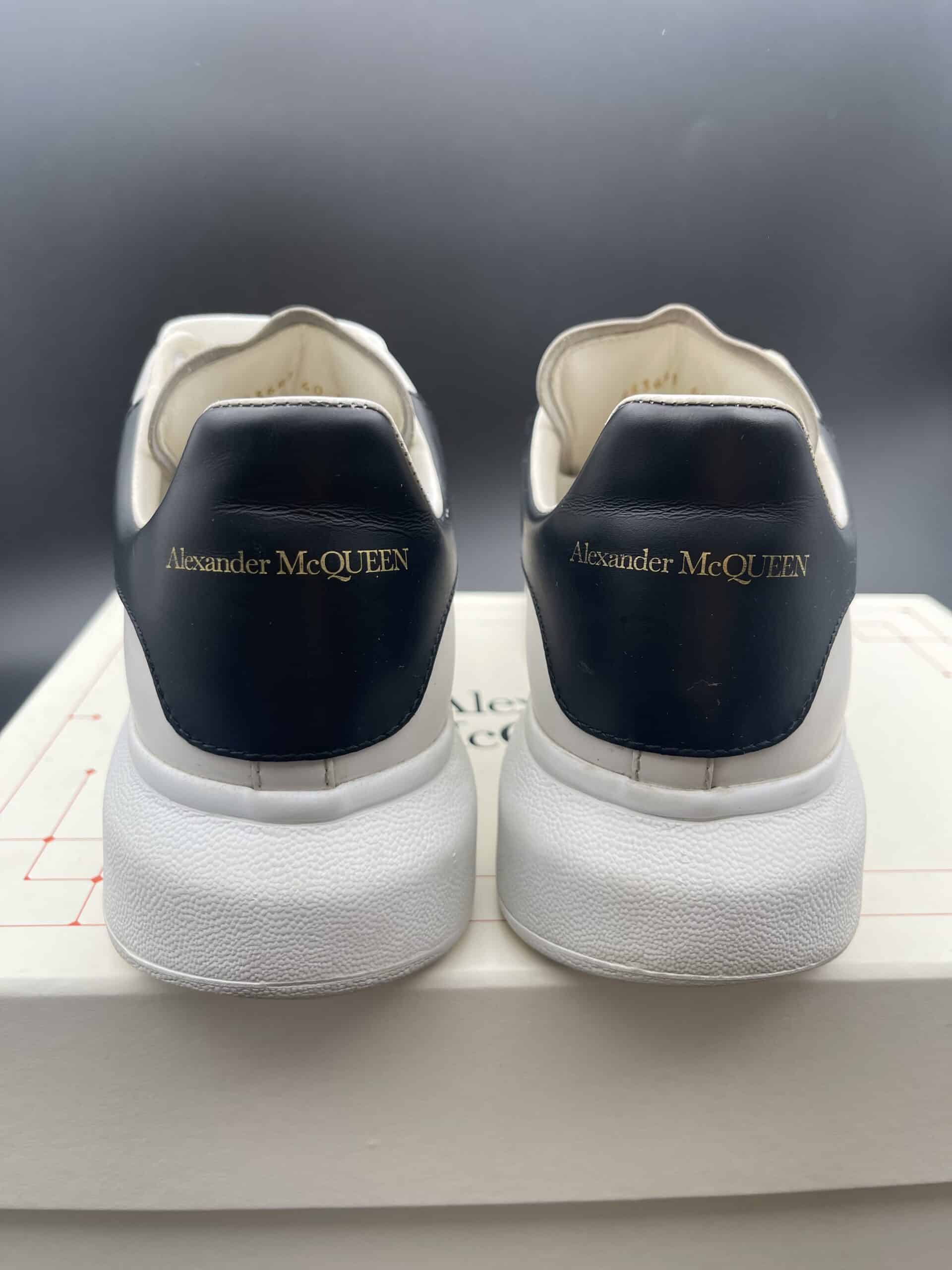 4208 Alexander Mcqueen 40 – 7