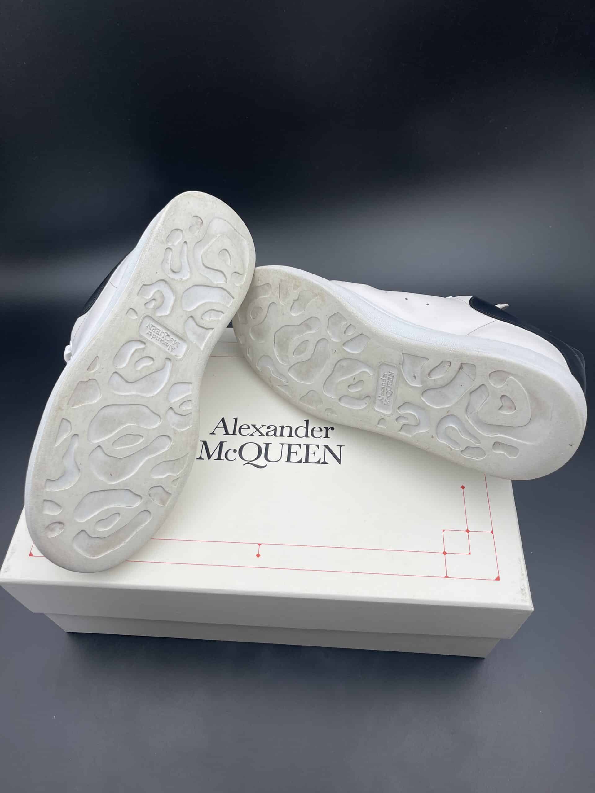 4208 Alexander Mcqueen 40 – 12