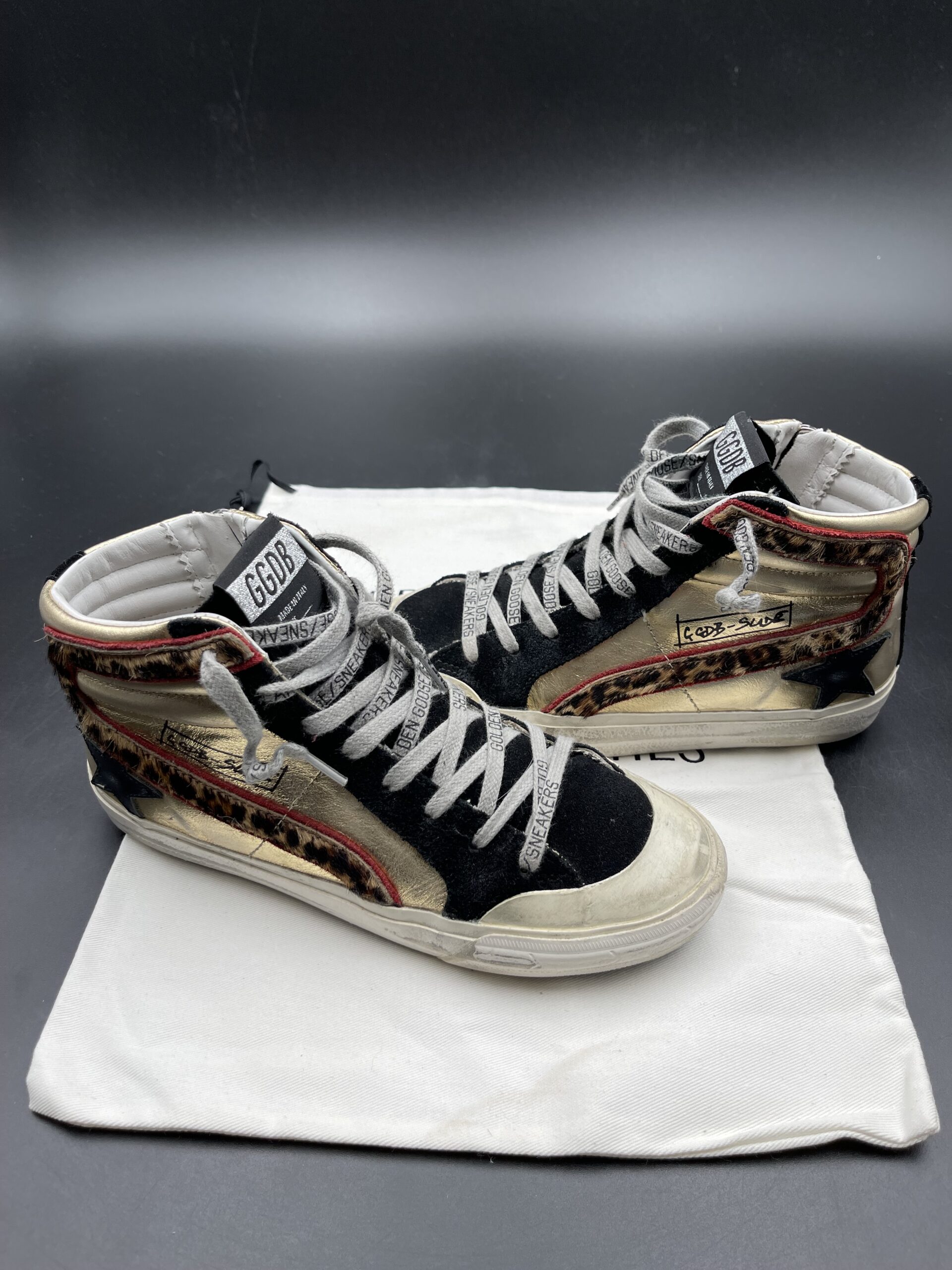 4427 Golden Goose 36 – 10