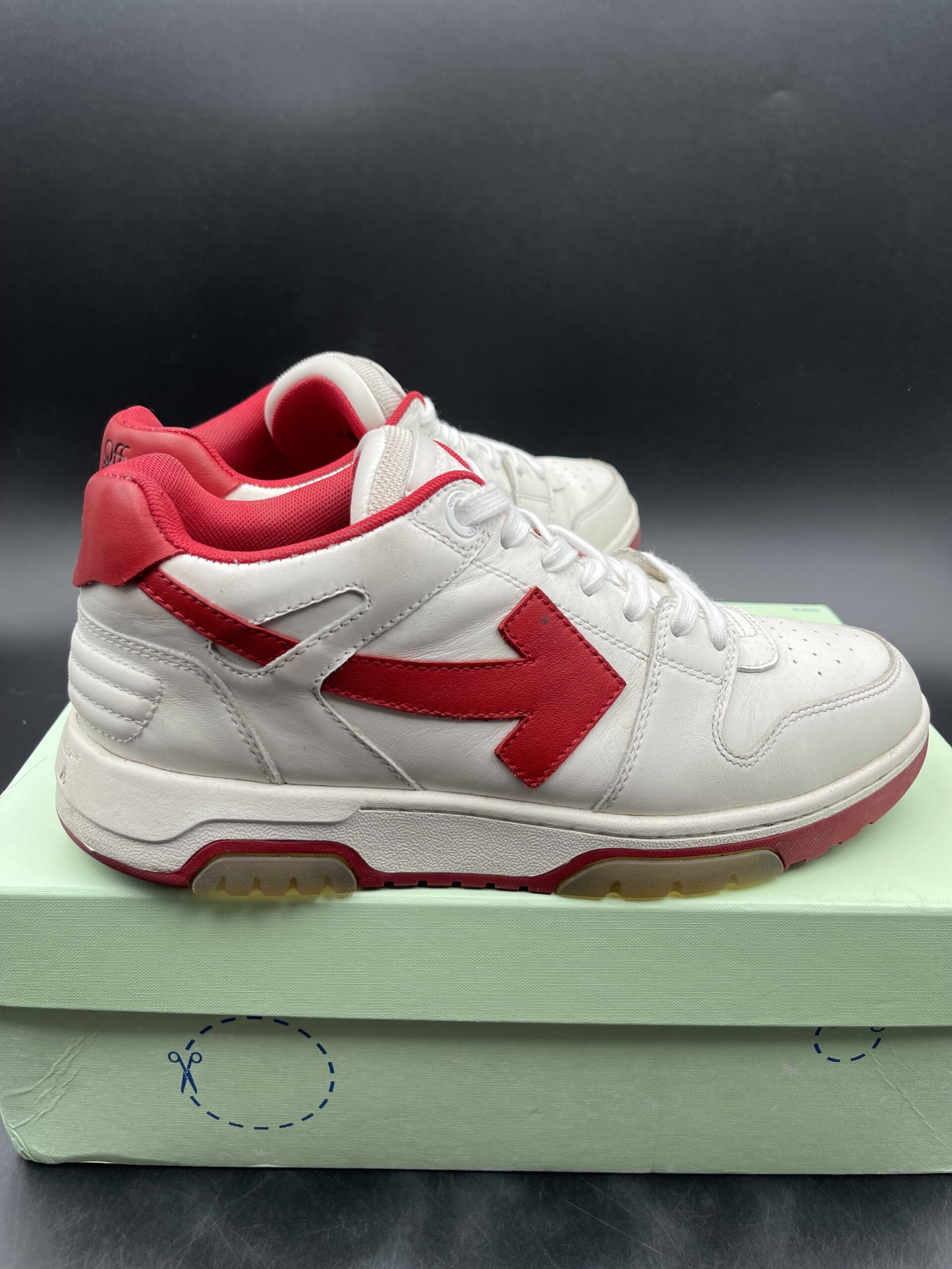 4500 Off-White 41 – 8