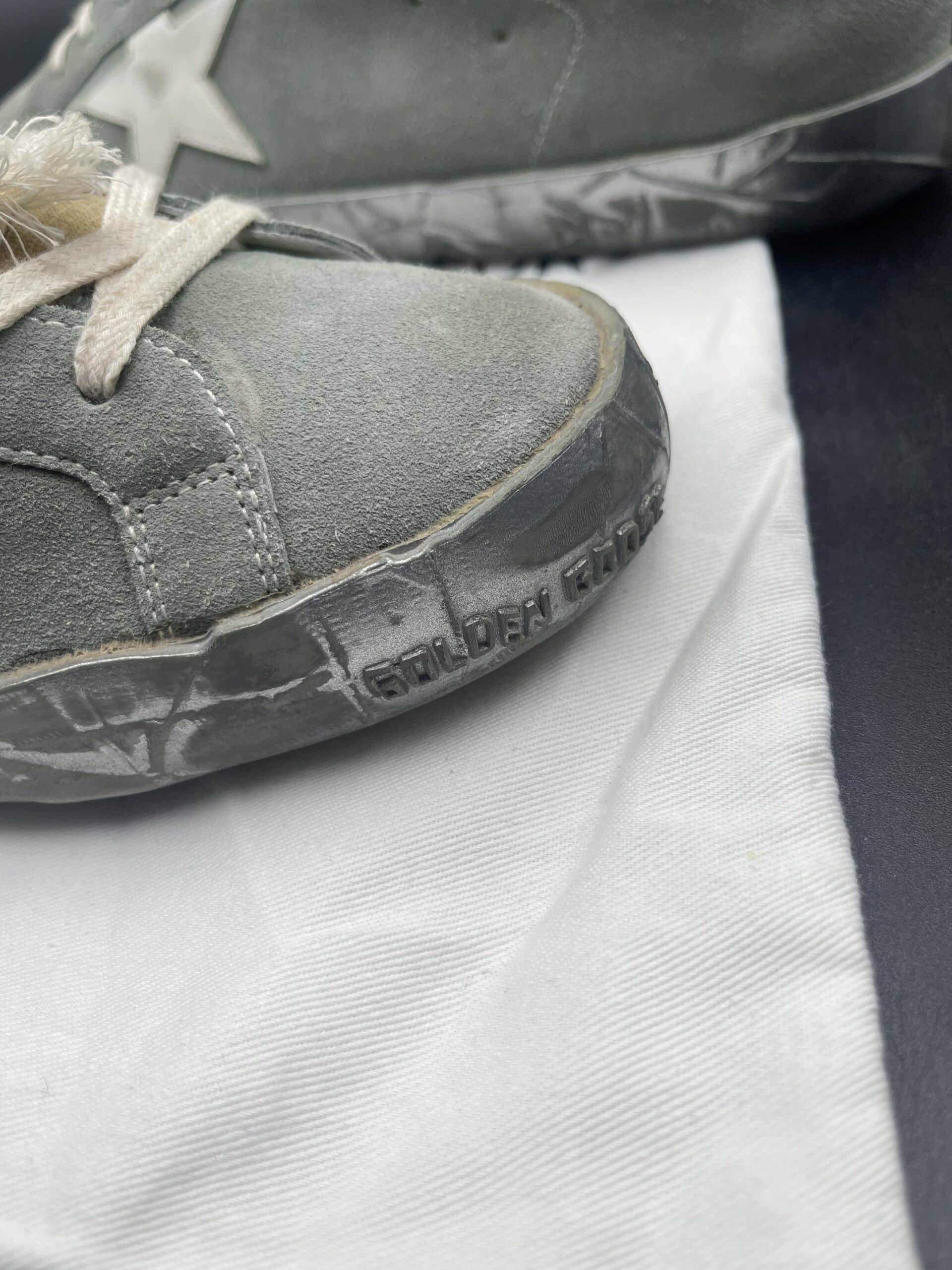 4506 Golden Goose 43 – 10