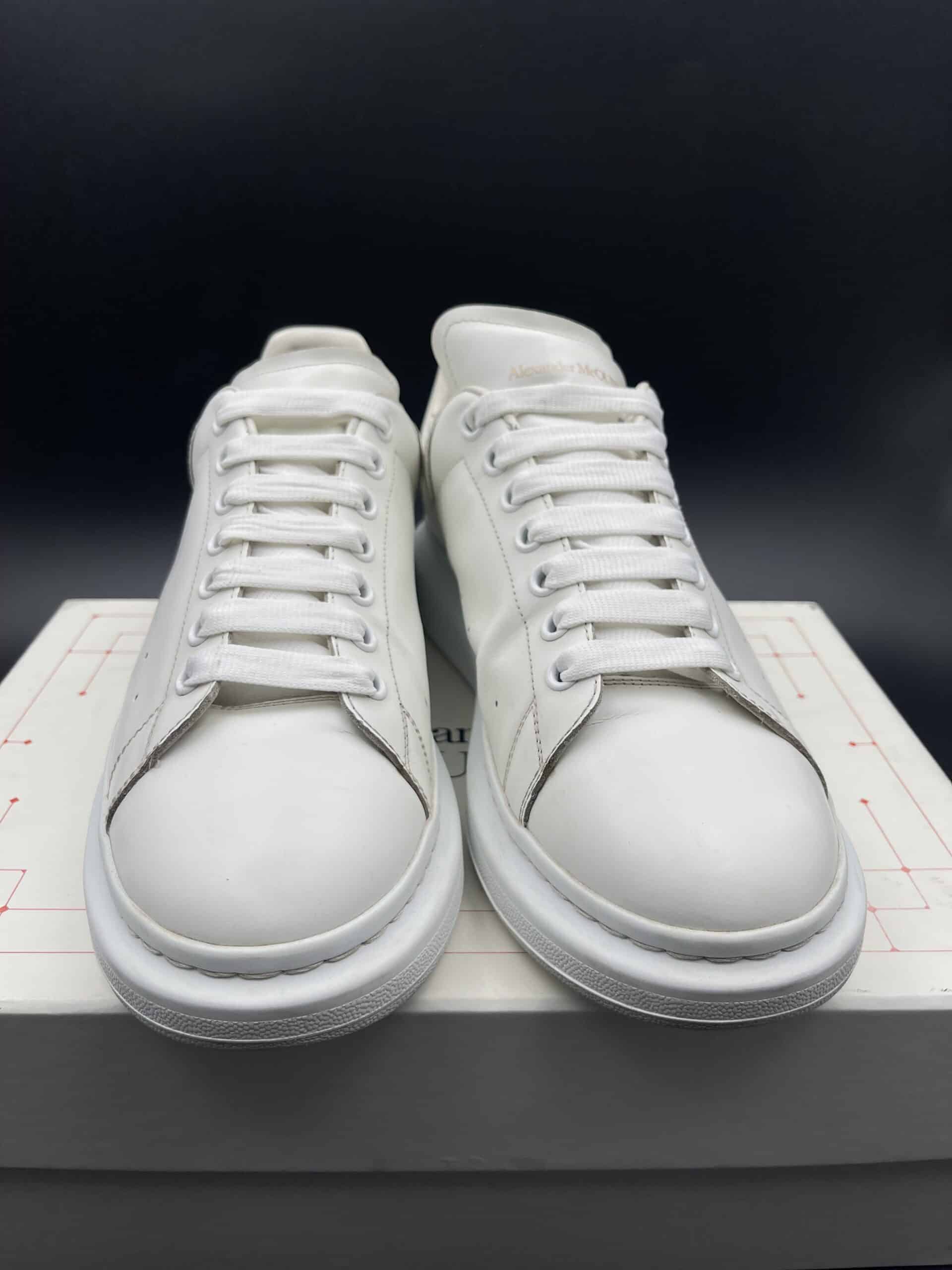 4510 Alexander Mcqueen 44 – 8