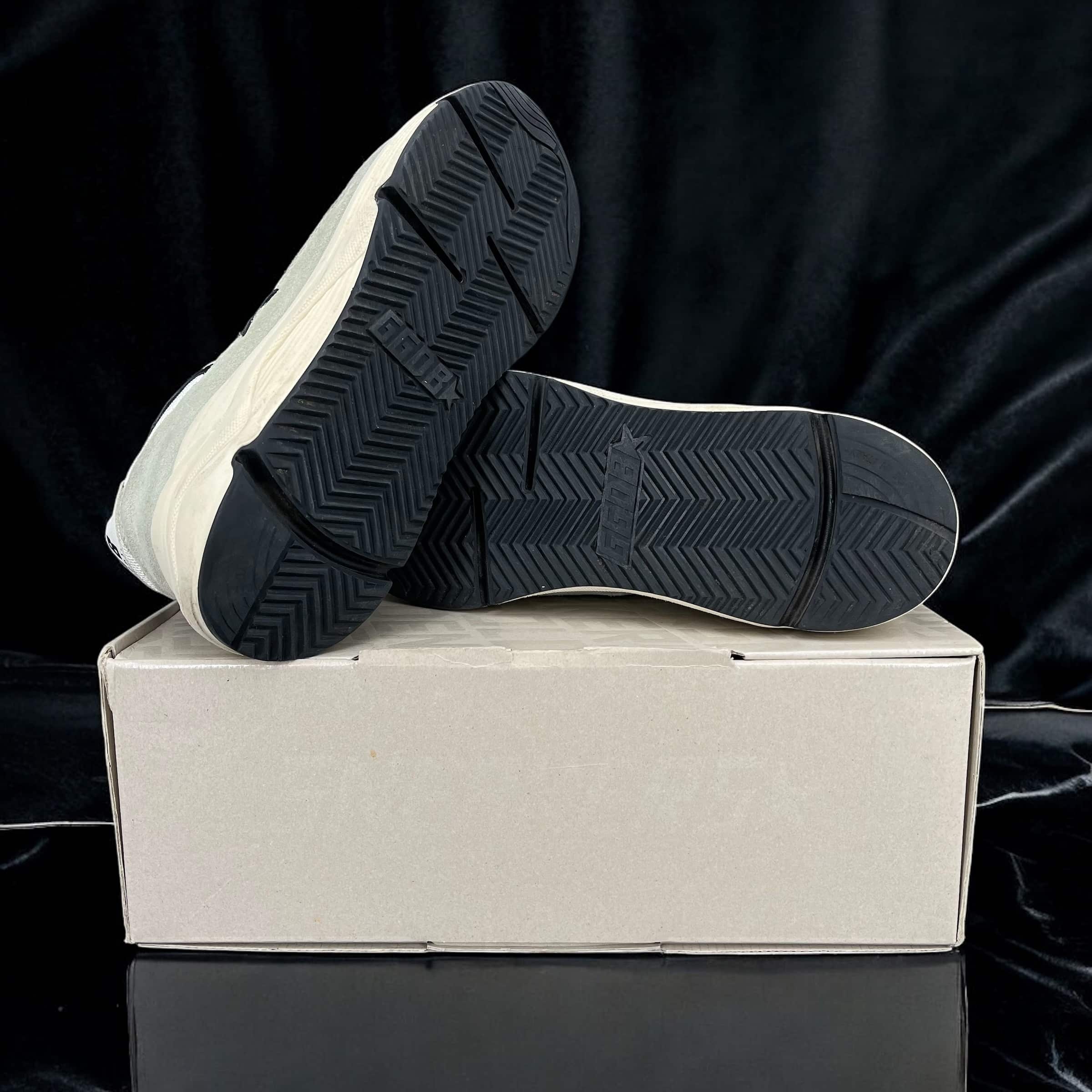8424 Golden Goose Running Blanc/Noir/Gris 42 – 8