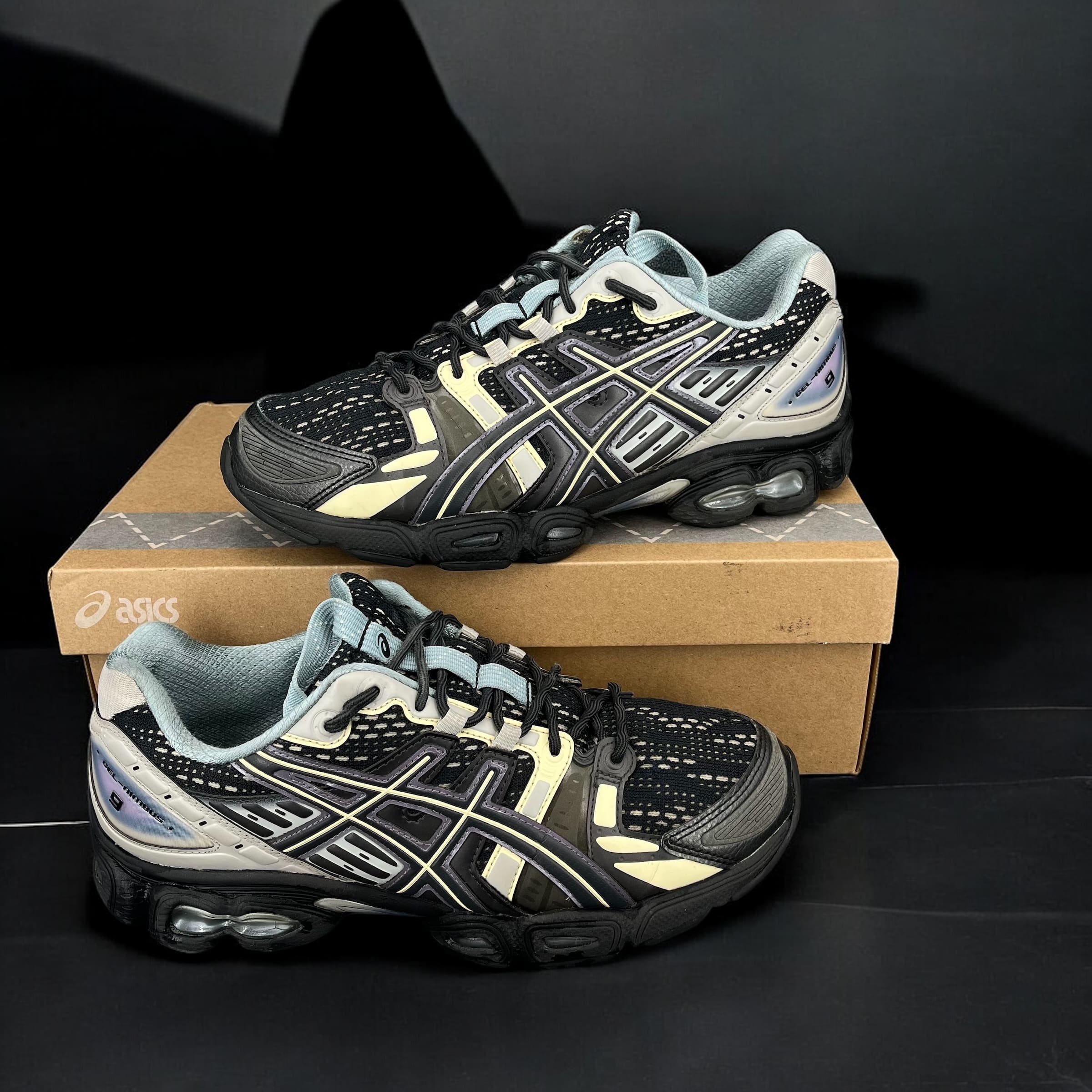 8417 Asics Gel-Nimbus Noir/Argenté/Jaune 44 – 9