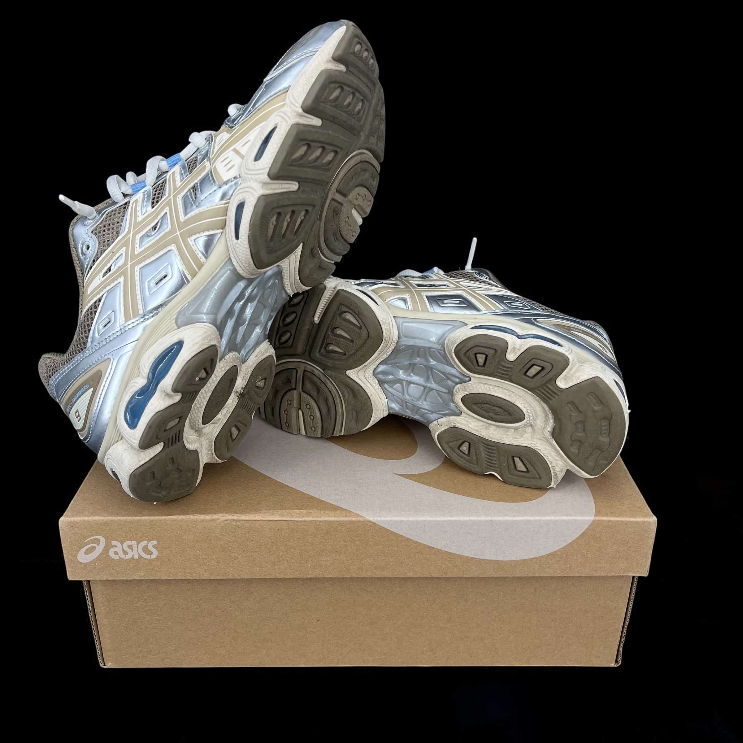 8430 Asics Gel-Nimbus 9 Marron/Beige 42,5 – 8