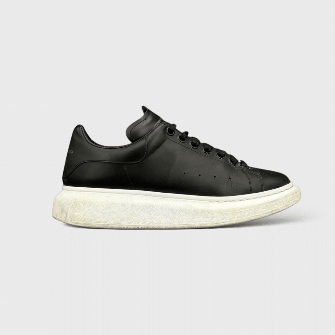 0000000262 Alexander Mcqueen Oversize Noir/Blanc 41