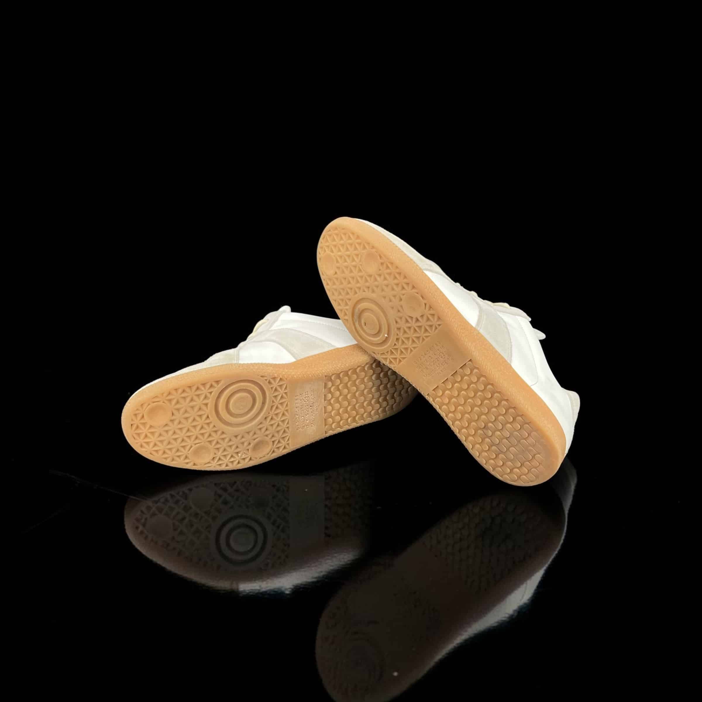 Maison Margiela Replica Blanc/Beige 42 – 5