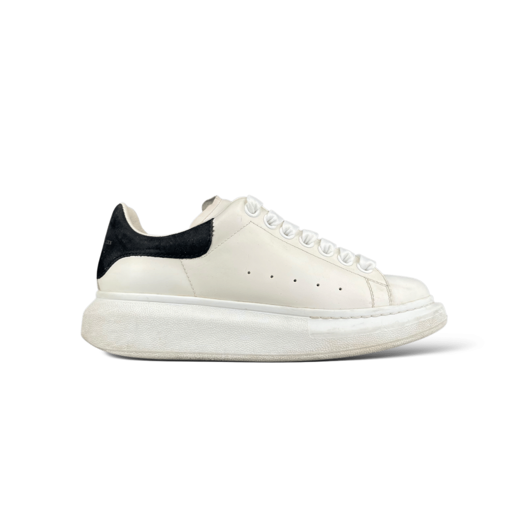 Alexander Mcqueen Oversize / Blanc / Noir / 36