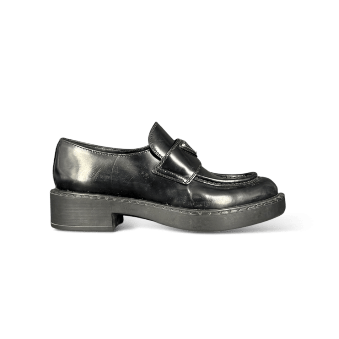0000004085 Prada Mocassin en Cuir Noir 36.5