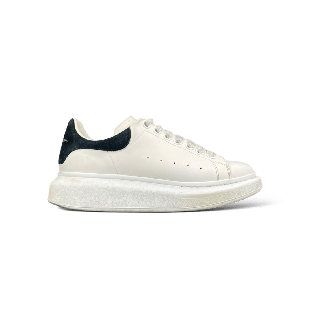 Alexander Mcqueen Oversize / Blanc / Noir / 37